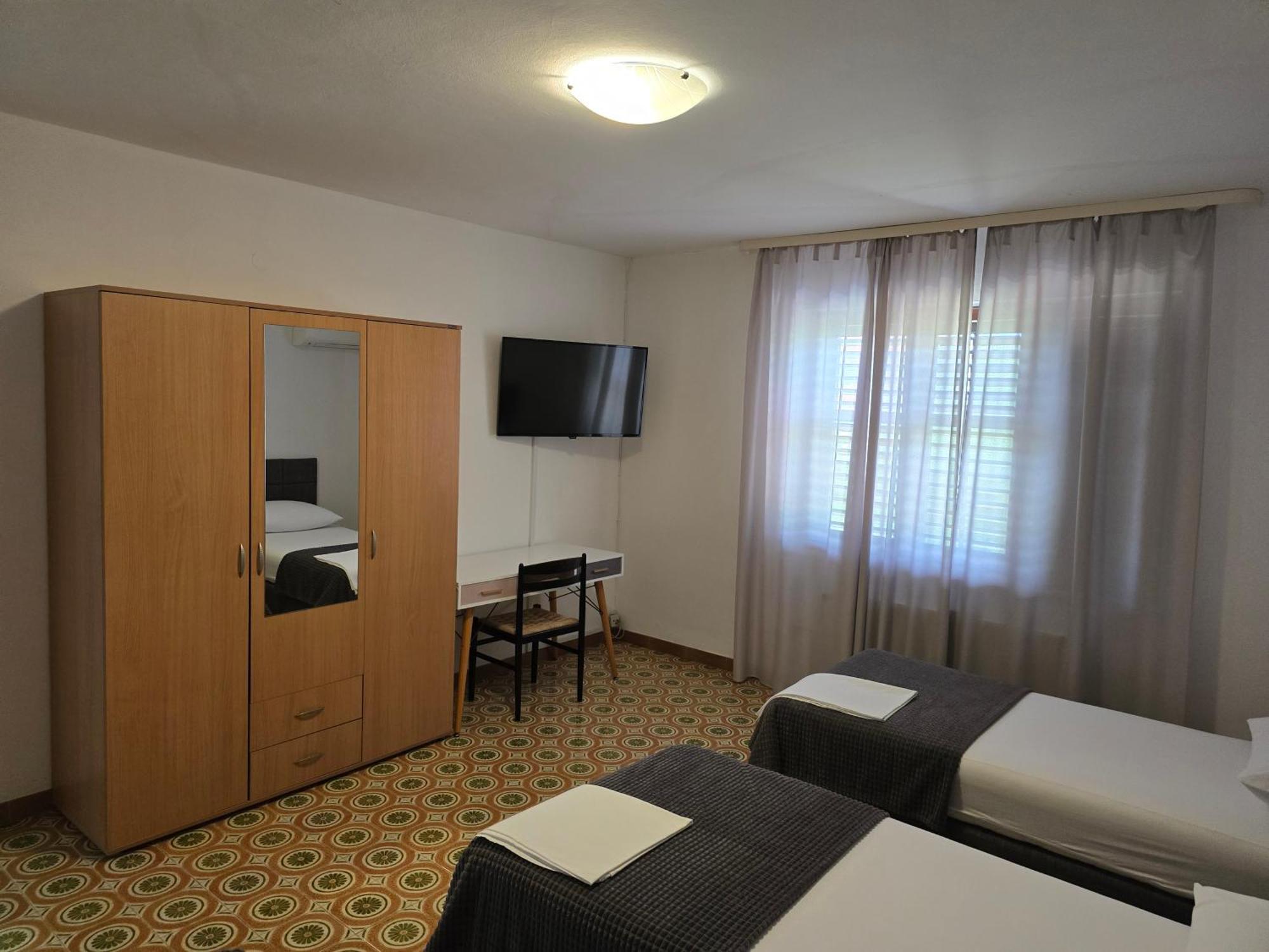 Apartment Dragica *